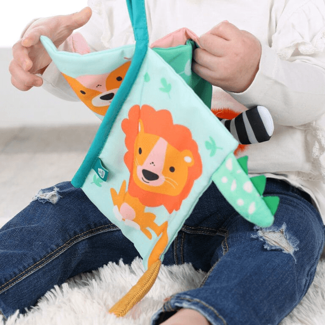 SES Tiny Talents Sensory soft dierenstaarten boek